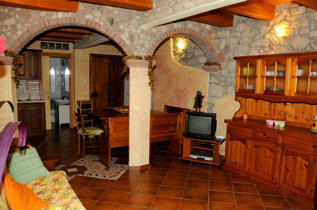 Agriturismo Su'E Lentu Bosa Pokoj fotografie